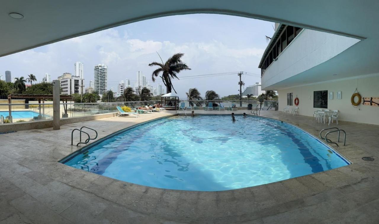 20tc Views To The Sea With Swimming Pool